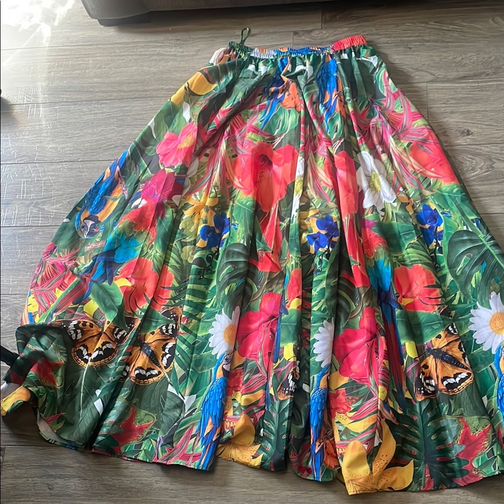 Colorful Floral Two-Piece Set - Picture 3 of 5
